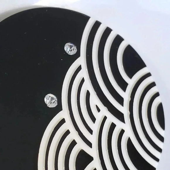 Vintage Y2K White Black Lucite Austrian Crystal Abstract Big Waves Earrings - Picture 8 of 9